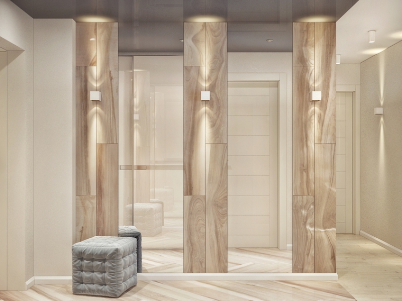 Коридор с зеркалами и керамогранитом под дерево - Дизайн интерьера квартиры, Европейский мкрн